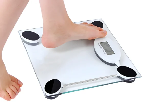 Waga elektroniczna łazienkowa do 150 kg szklana z ekranem LCD kg lb wagPRO-B6